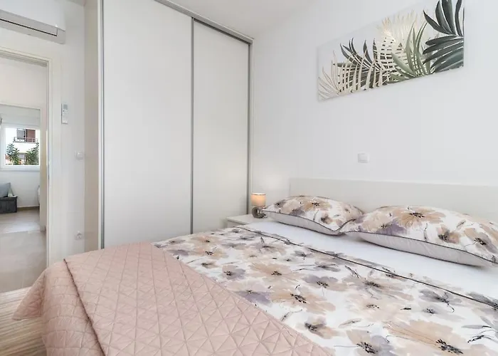 Lägenhet Apartman Trogir *